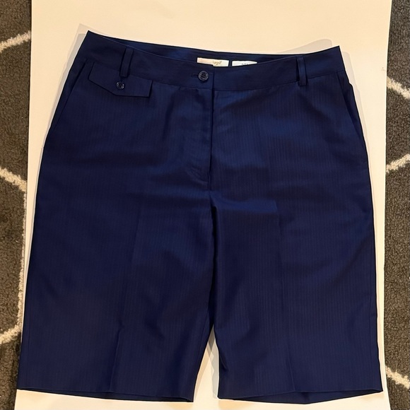 Liz Golf Women’s Navy Blue Bermuda Shorts “Audra” Size 10 - Picture 1 of 5